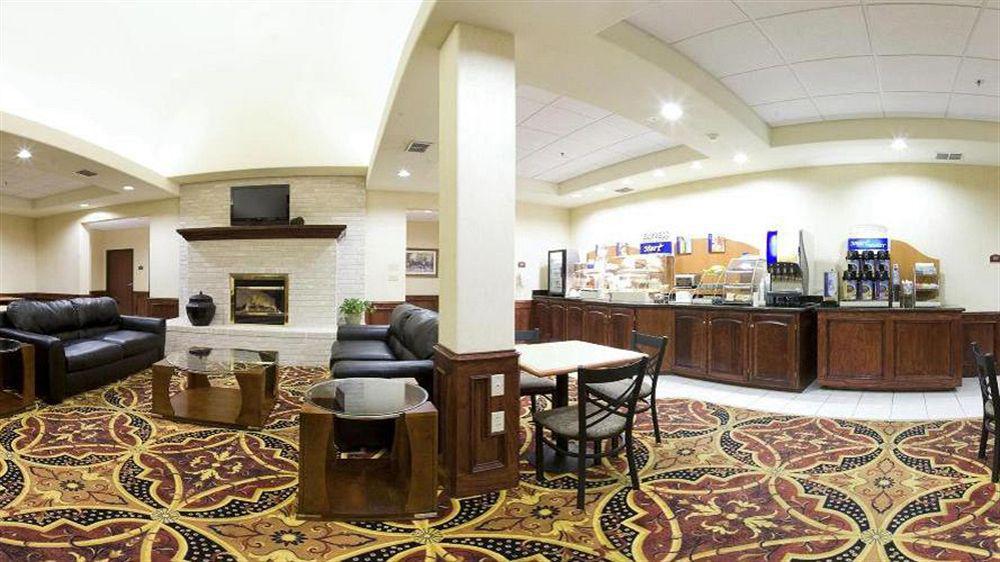 Holiday Inn Express Hotel And Suites Weslaco By Ihg Bagian luar foto