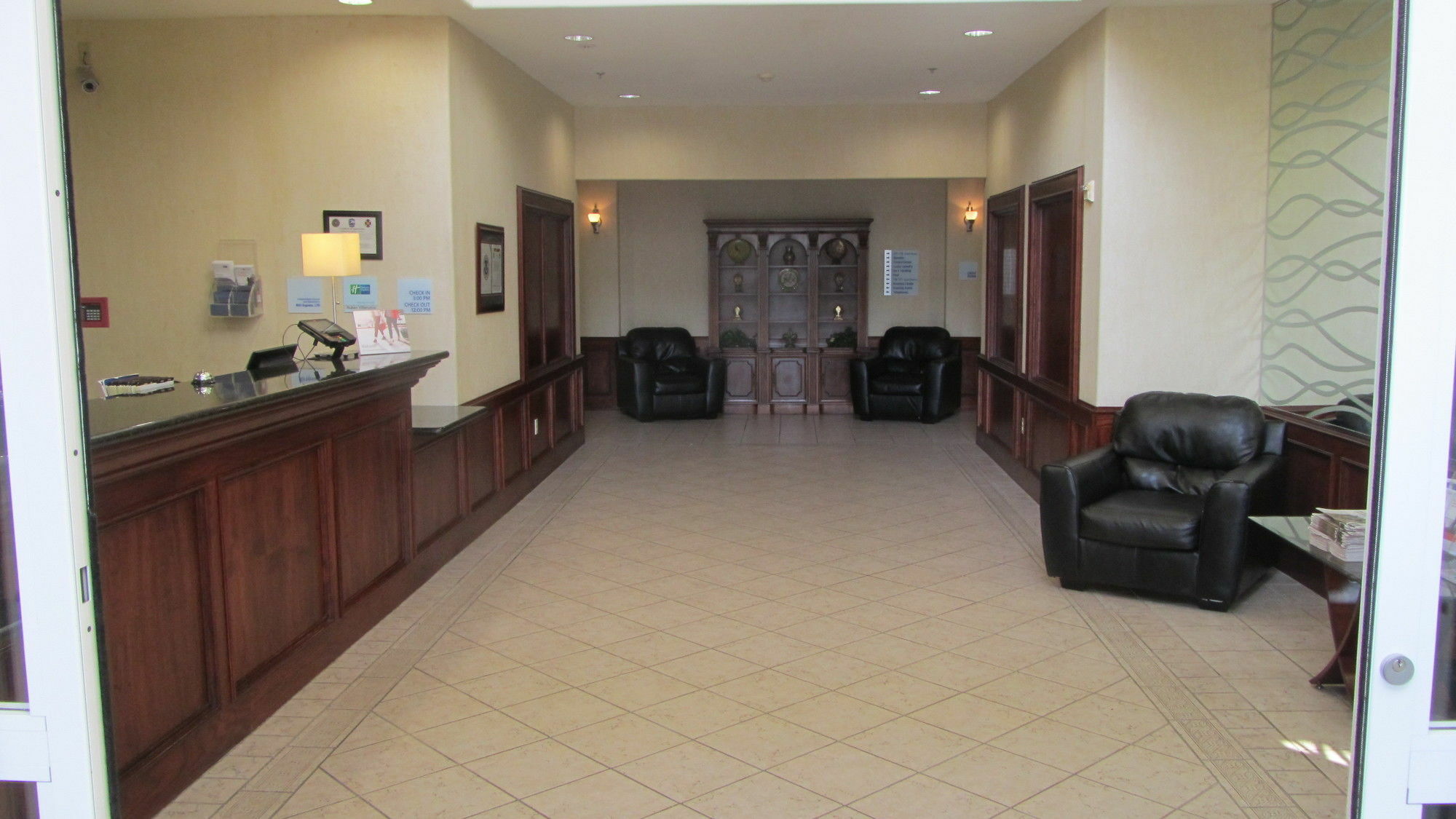Holiday Inn Express Hotel And Suites Weslaco By Ihg Bagian luar foto