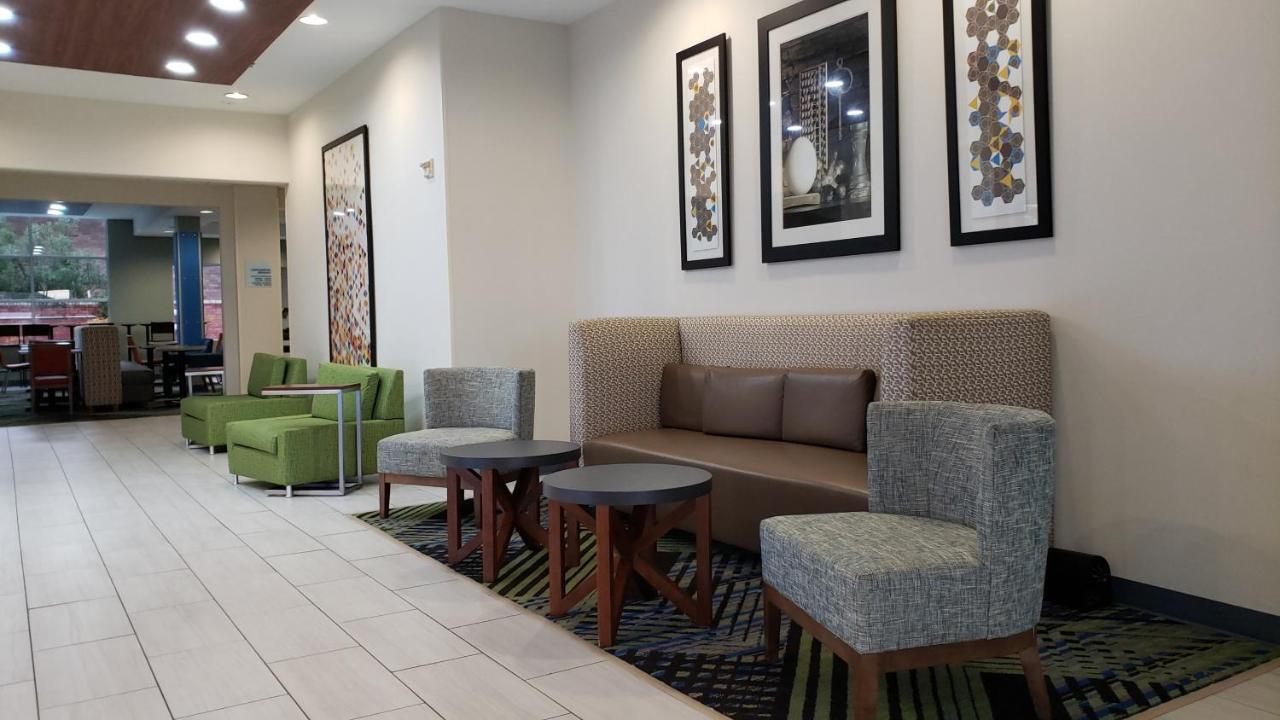 Holiday Inn Express Hotel And Suites Weslaco, An Ihg Hotel Bagian luar foto